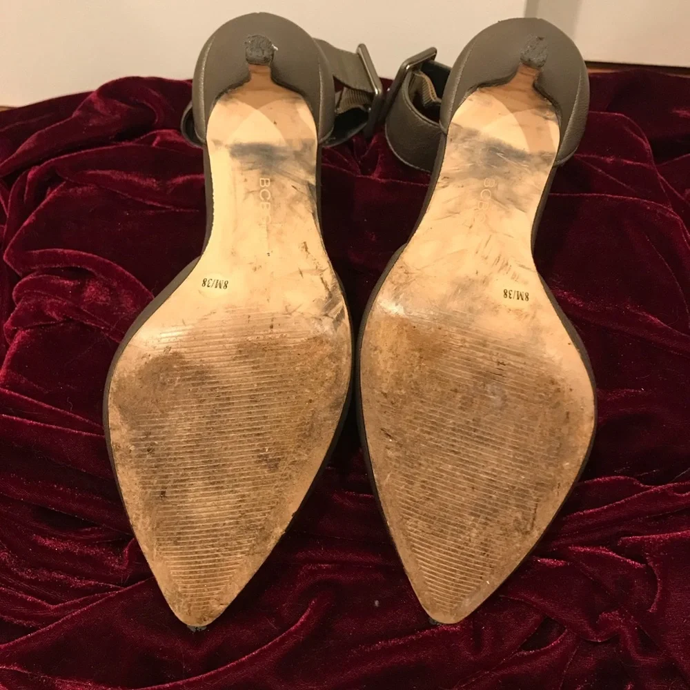 BCBGeneration Ankle Strap Heels Taupe Pointed Toe Stiletto Pumps Size 8.5 - Picture 4 of 7